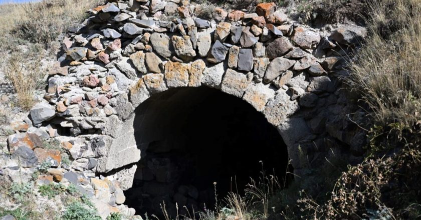 Dolangez ve Çobandede burçları bir asırdan fazladır varlığını sürdürüyor