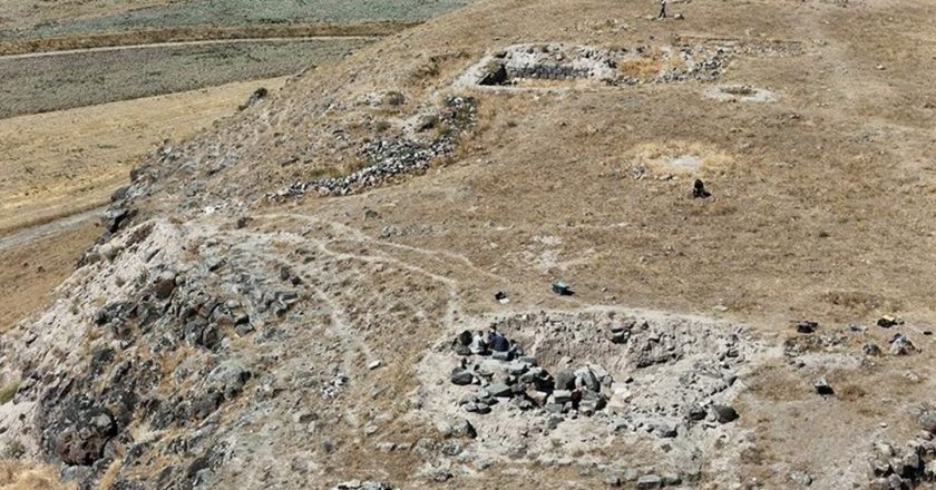 Van'da Körzüt Kalesi kalıntılarında arkeolojik kazılar sürüyor