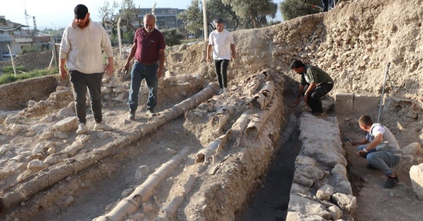 Antiochea Antik Kenti'ne su taşıyan 12 boru bulundu