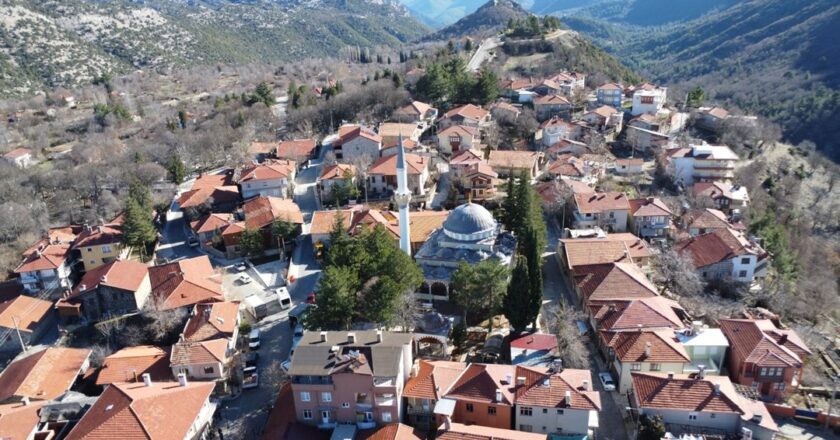 En iyi turistik köy seçilen Ormana’ya yoğun ilgi