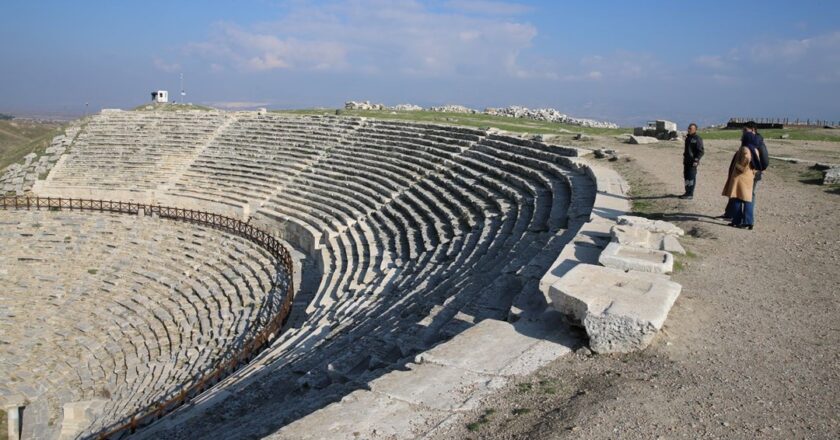 Laodikya’da kayıt, eski tiyatroların kullanımının hedeflerini ortaya çıkardı