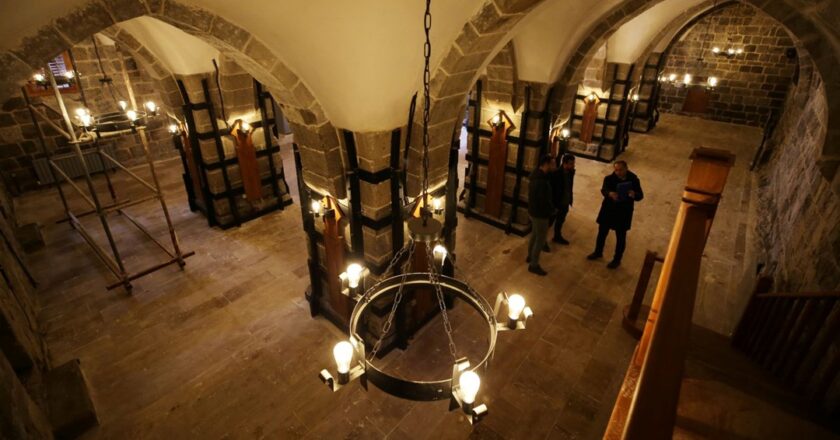 Bitlis’teki tarihi Hazo Hanı aslına uygun restore edildi