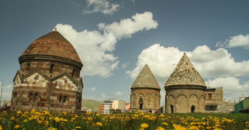 Erzurum’a gelenler tarih ve kültür yolculuğuna çıkıyor