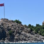 Van Gölü’ndeki Akdamar Adası’na yoğun ilgi