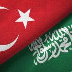 Suudi Arabistana Gitmeden Önce Bilmeniz Gerekenler.Suudi Arabistan Resmî Tatil Günleri ve Festivalleri Nelerdir? Vize Süreci Nasıl İşliyor?