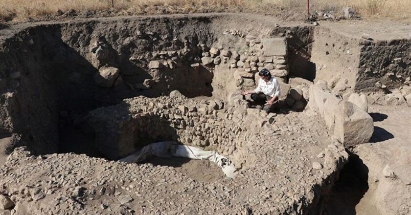 Uşaklı Höyük’teki kazı çalışmaları sürüyor
