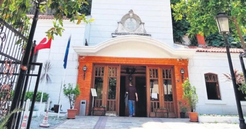 Denizle mehtap bu Asansör’de buluştu!