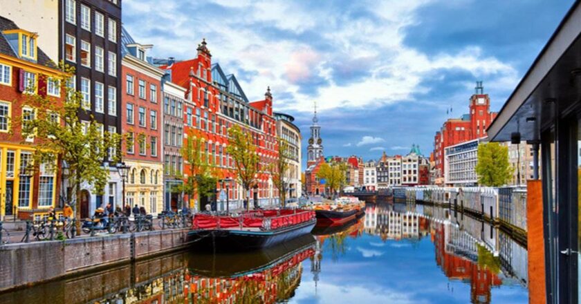 Hollanda Resmî Tatil Günleri ve Festivalleri Nelerdir? Vize Süreci Nasıl İşliyor?