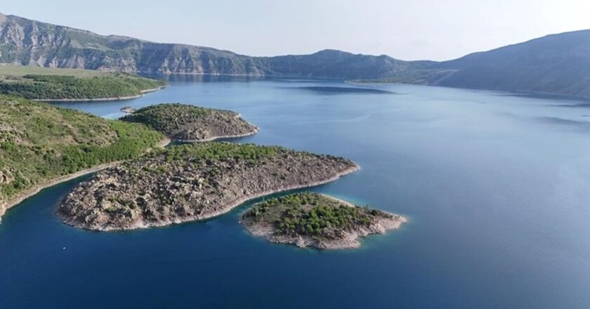 Doğal güzelliğiyle dikkat çeken Nemrut Kalderası koruma altında
