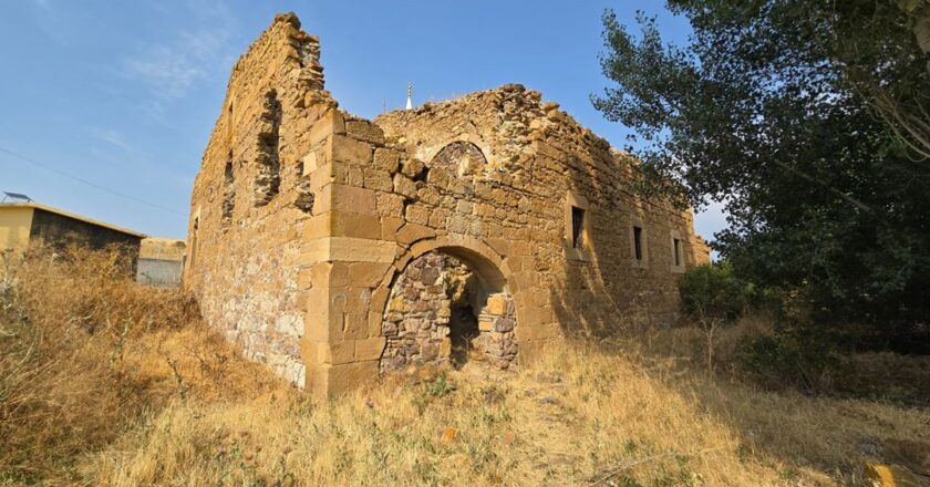 300 yıldır ayakta: Garipler Köyü Kilisesi zamana direniyor